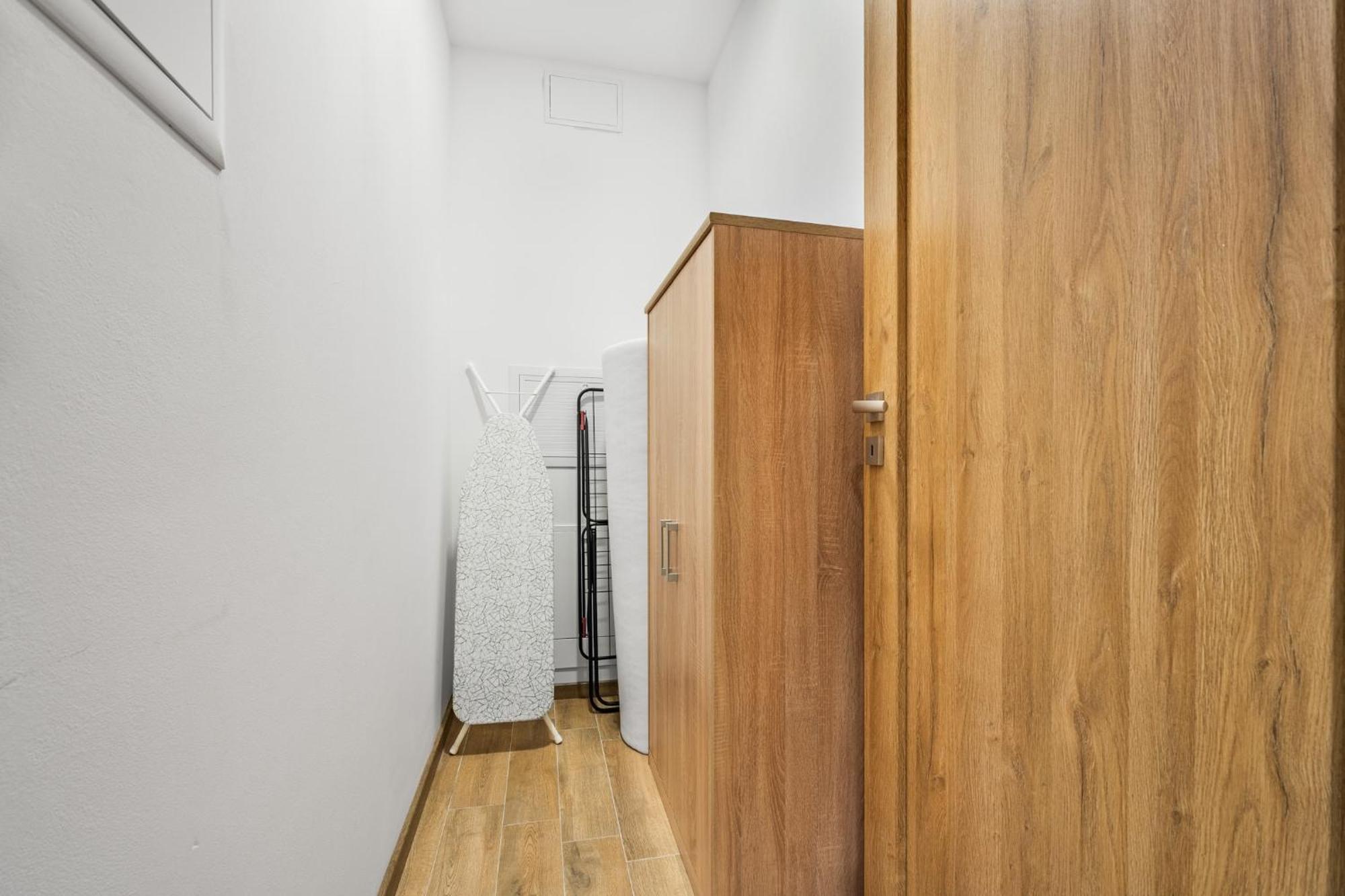 Apartman Anna โนเว เมสตู นอด เมตูยี ภายนอก รูปภาพ