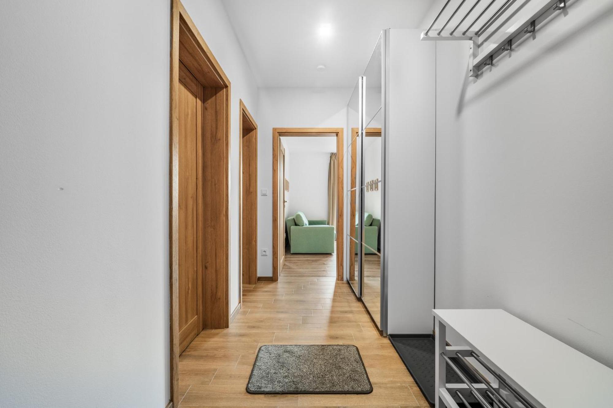 Apartman Anna โนเว เมสตู นอด เมตูยี ภายนอก รูปภาพ